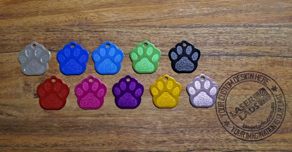 All colours paw